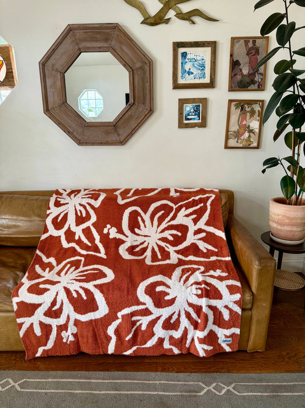 Hibiscus Plush Throw - Rusted Rose