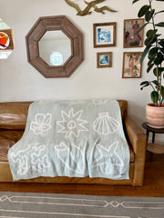 Tide Plush Throw - Seafoam