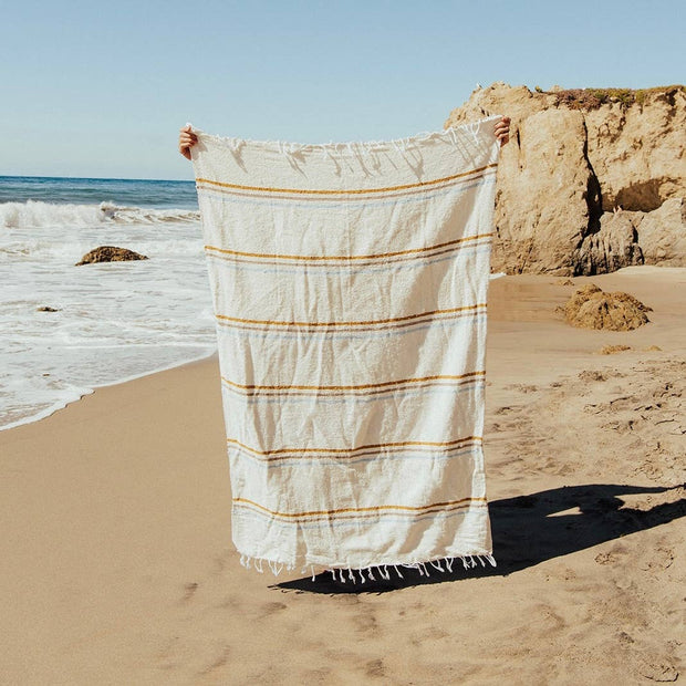 Sunday - Sustainable Throw Blanket